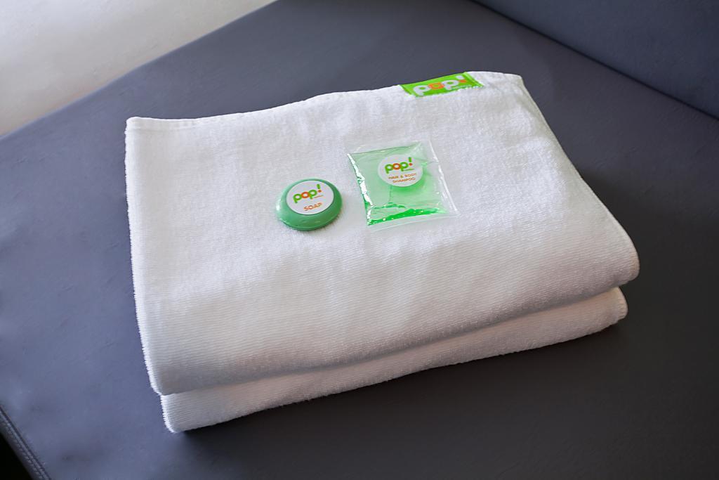 Pop! Hotel Gubeng Surabaja Pokój zdjęcie
